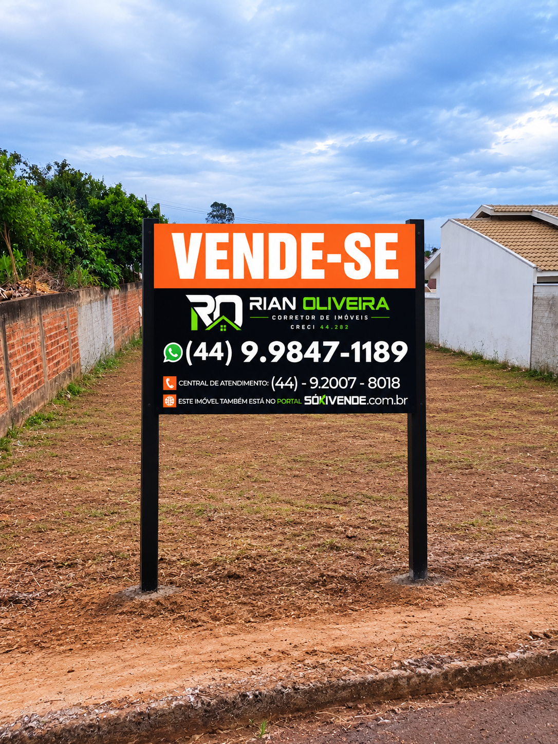 TERRENO À VENDA NO JARDIM AROEIRA 2